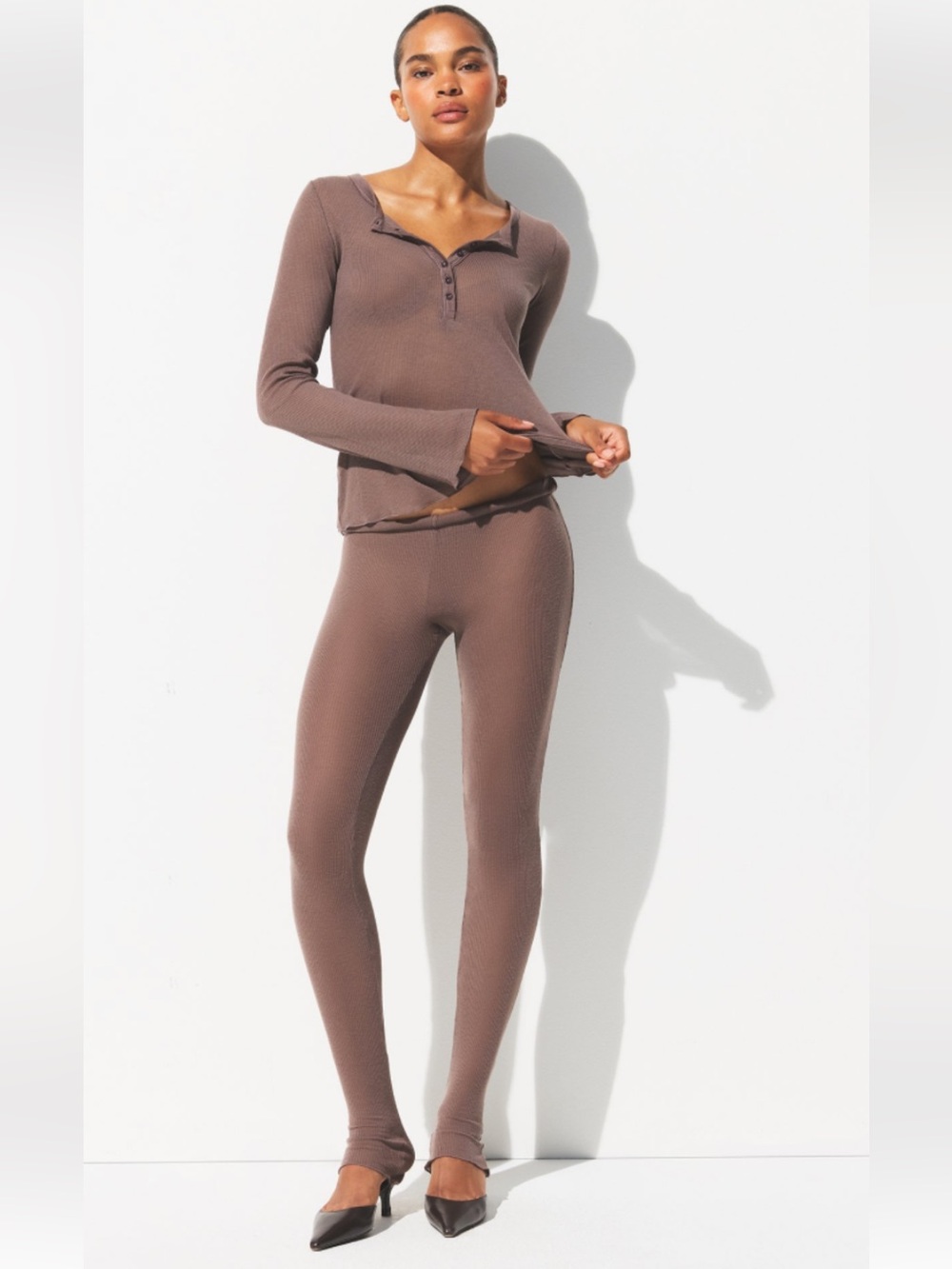 SKIMS Sheer Cotton Long Sleeve Ribbed Henley Sweater Brown Pewter XXS NWT!!